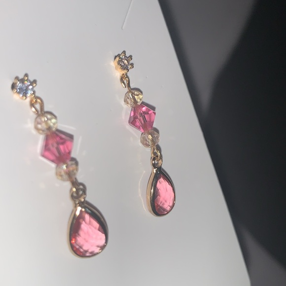 Handmade Drop dangle light Pink Sheer Sparkling Czech Crystal Pierced Earrings - Picture 10 of 15